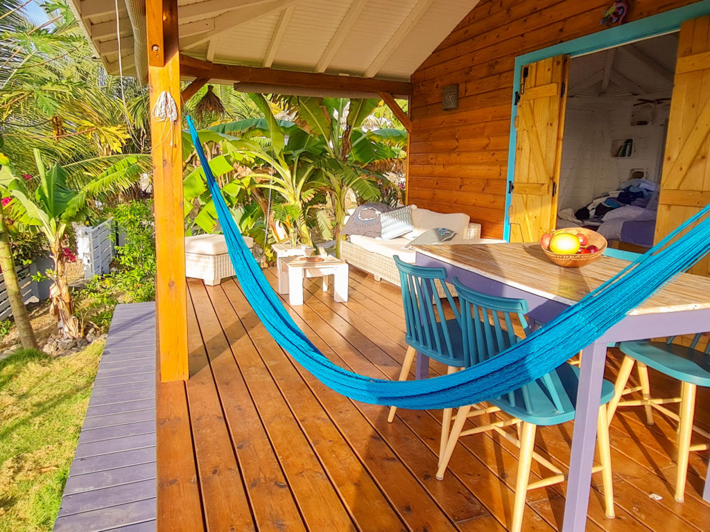 la Terrasse avec salon du bungalow